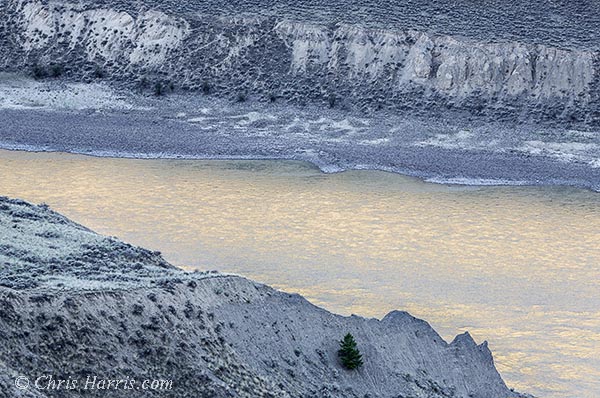 Canada, British Columbia, Fraser River Canyon, grasslands, Fraser River, sunrise,